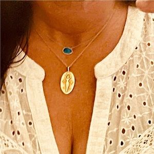 ⭐️✨🌙 SEQUIN 22k Gold Dipped Brass The Golden Goddess Necklace ⭐️✨🌙